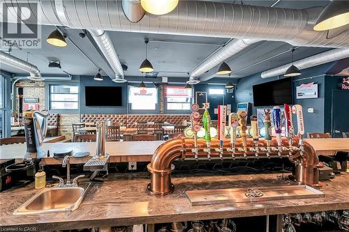 737 Barton Street E, Hamilton, ON 