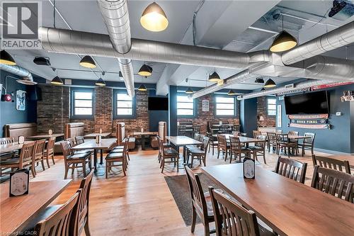 737 Barton Street E, Hamilton, ON 