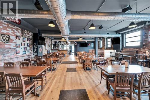 737 Barton Street E, Hamilton, ON 