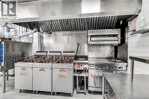 737 Barton Street E, Hamilton, ON 