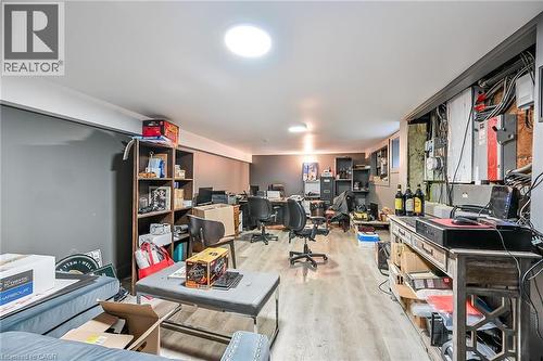 737 Barton Street E, Hamilton, ON 