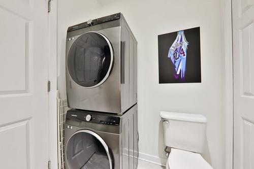 Bathroom - 5371 Rue De Lanaudière, Montréal (Le Plateau-Mont-Royal), QC - Indoor Photo Showing Laundry Room