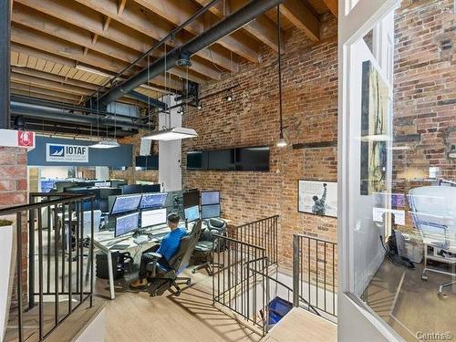Office - A04A-48 Rue Le Royer O., Montréal (Ville-Marie), QC 