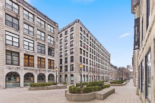 Exterior - A04A-48 Rue Le Royer O., Montréal (Ville-Marie), QC 