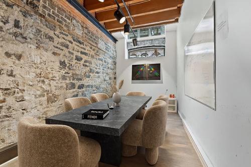 Office - A04A-48 Rue Le Royer O., Montréal (Ville-Marie), QC 