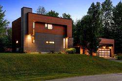 2330 Rue Anna-Maria-Valls  Sherbrooke (Les Nations), QC J1N 4J2