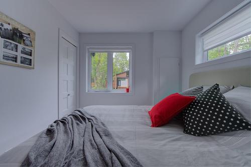 Chambre à coucher - 16-500 Boul. Notre-Dame, Pont-Rouge, QC - Indoor Photo Showing Bedroom