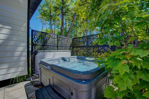 Terrasse - 16-500 Boul. Notre-Dame, Pont-Rouge, QC - Outdoor