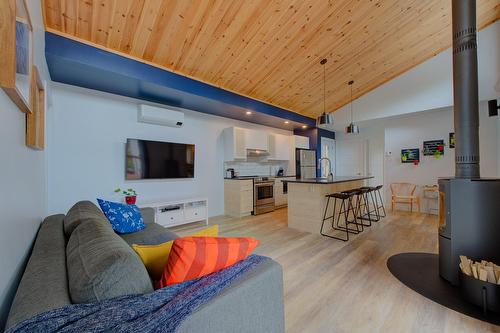 Salon - 16-500 Boul. Notre-Dame, Pont-Rouge, QC - Indoor Photo Showing Other Room