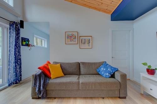 Salon - 16-500 Boul. Notre-Dame, Pont-Rouge, QC - Indoor Photo Showing Living Room