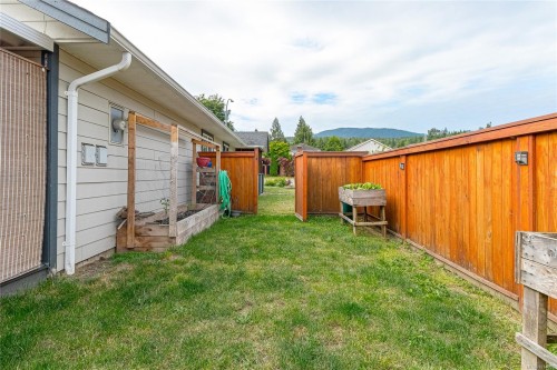 1337 4Th Ave, Ladysmith, BC 