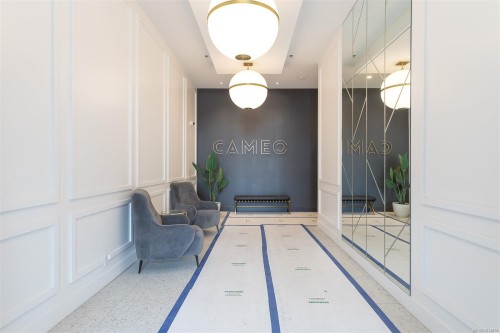 603-2461 Sidney Ave, Sidney, BC - Indoor Photo Showing Other Room