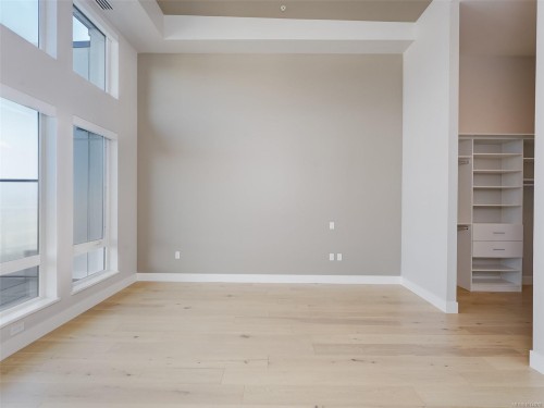 603-2461 Sidney Ave, Sidney, BC - Indoor Photo Showing Other Room