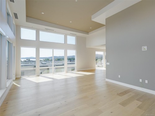 603-2461 Sidney Ave, Sidney, BC - Indoor Photo Showing Other Room