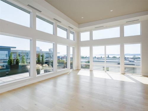 603-2461 Sidney Ave, Sidney, BC - Indoor