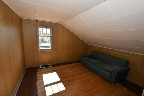 421 Wade Avenue, Penticton, BC - Indoor Photo Showing Other Room