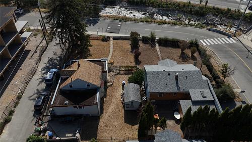 421 Wade Avenue, Penticton, BC - Outdoor