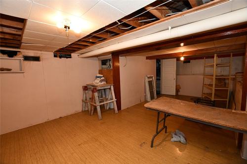 421 Wade Avenue, Penticton, BC - Indoor