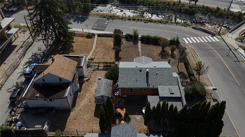 421 Wade Avenue, Penticton, BC - Outdoor