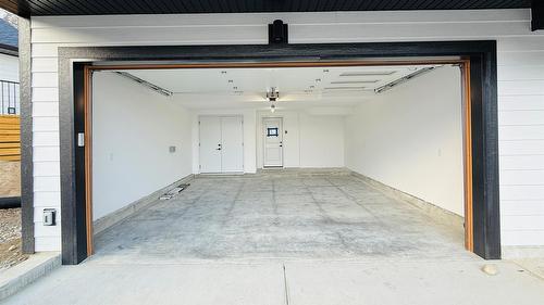 200-70 Boundary Street, Kimberley, BC - Indoor Photo Showing Other Room