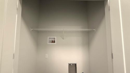 200-70 Boundary Street, Kimberley, BC - Indoor With Storage