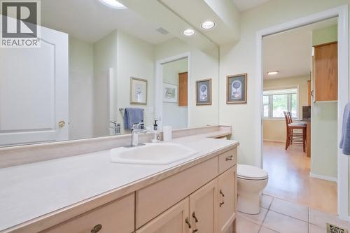 3333 South Main Street Unit# 143, Penticton, BC - Indoor Photo Showing Bathroom