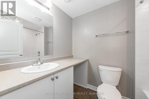 634 Danaca Private, Ottawa, ON - Indoor Photo Showing Bathroom