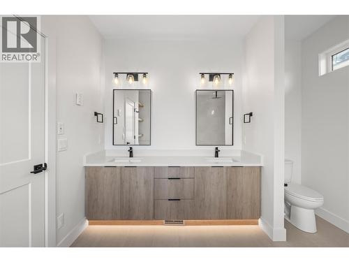 763 Patterson Avenue Lot# 2, Kelowna, BC - Indoor Photo Showing Bathroom