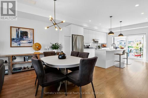 32 - 117 Sladden Court, Blue Mountains, ON - Indoor Photo Showing Dining Room