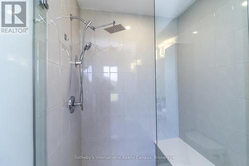 32 - 117 Sladden Court, Blue Mountains, ON - Indoor Photo Showing Bathroom