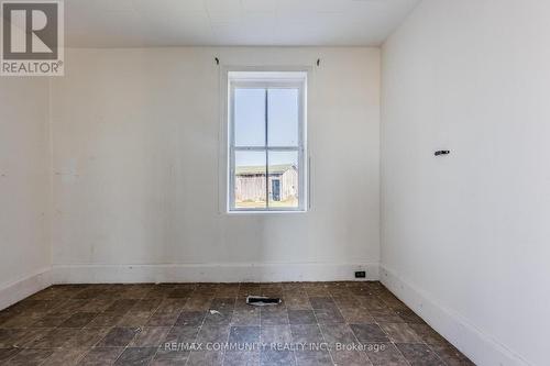 754 Porter Road, Kawartha Lakes, ON - Indoor Photo Showing Other Room
