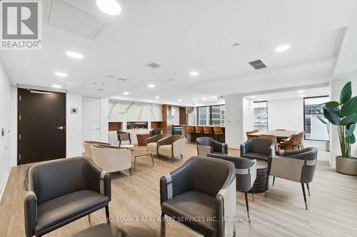 1009 - 340 Queen Street, Ottawa, ON - Indoor