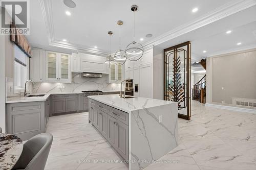 18 Suncrest Drive, Toronto, ON - Indoor Photo Showing Kitchen With Upgraded Kitchen