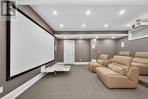 18 Suncrest Drive, Toronto, ON - Indoor