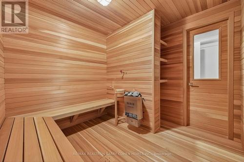 18 Suncrest Drive, Toronto, ON - Indoor Photo Showing Other Room