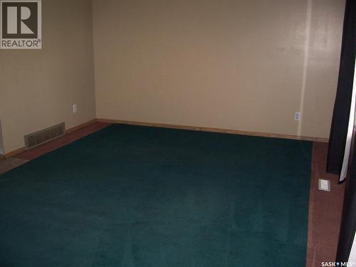 843 7Th Street E, Prince Albert, SK - Indoor Photo Showing Other Room