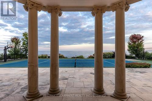 1092 Argyle Drive, Oakville, ON - Indoor Photo Showing Other Room