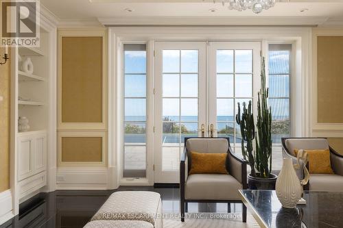 1092 Argyle Drive, Oakville, ON - Indoor