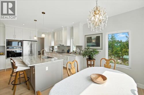 320 Mountain View Drive, Nelson, BC - Indoor Photo Showing Other Room