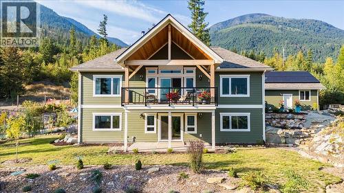 320 Mountain View Drive, Nelson, BC - Outdoor