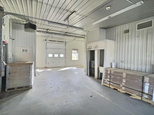 Interior - 12 Rue Doyon, Rouyn-Noranda, QC - Indoor Photo Showing Garage