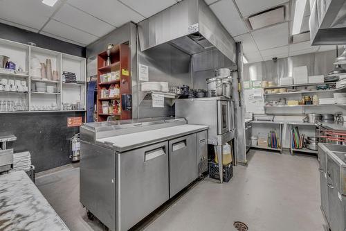 Cuisine - 1081 Route De L'Église, Québec (Sainte-Foy/Sillery/Cap-Rouge), QC - Indoor Photo Showing Laundry Room