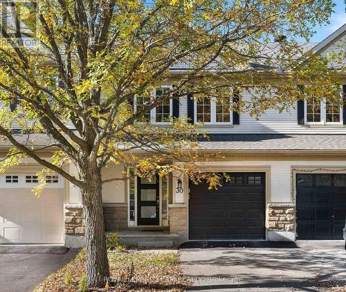 30 GOLDTHORPE PRIVATE  Ottawa, ON K2J 5L7