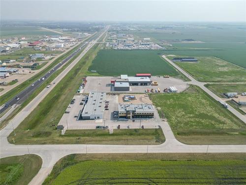 28 40 North Gate Drive, Steinbach, MB 