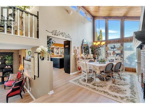 2463 Irvine Avenue, Merritt, BC - Indoor Photo Showing Dining Room