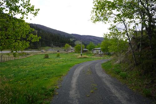 6805 Cariboo  97 Highway, Clinton, BC - Outdoor With View