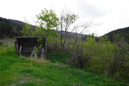 6805 Cariboo  97 Highway, Clinton, BC - Outdoor With View