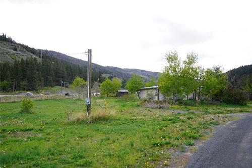 6805 Cariboo  97 Highway, Clinton, BC - Outdoor With View