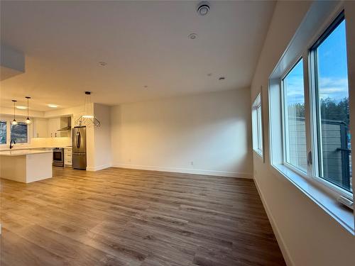 204-70 Boundary Street, Kimberley, BC - Indoor