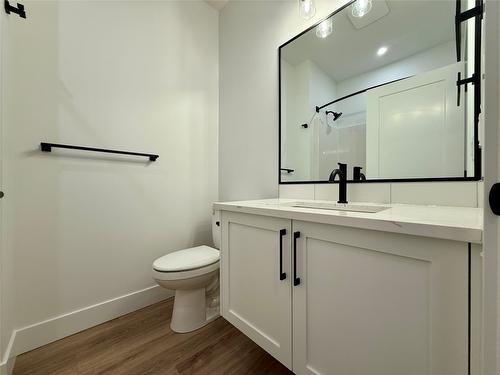 204-70 Boundary Street, Kimberley, BC - Indoor Photo Showing Bathroom